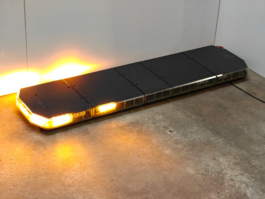 Code 3 Defender 134cm (dual colour)