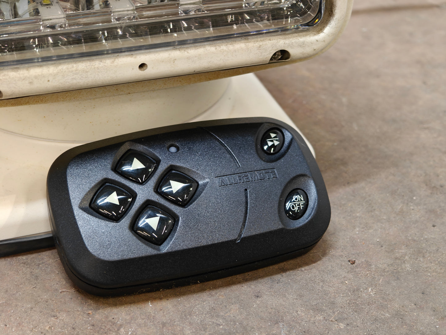 Zoeklamp LED draadloos 12v