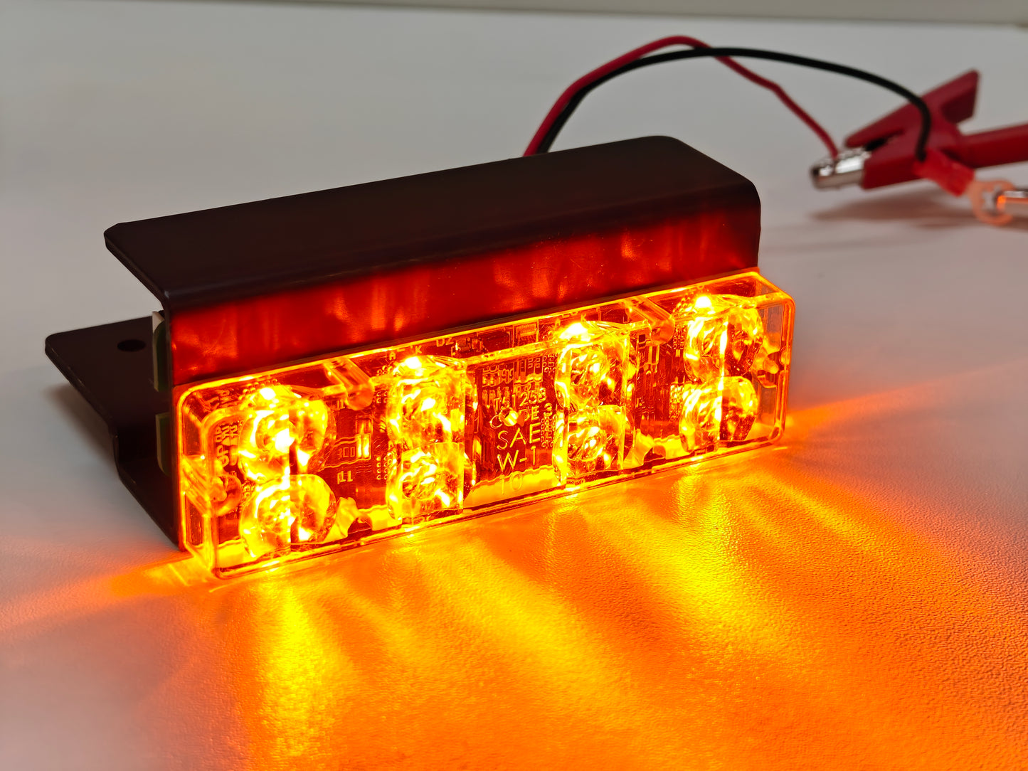 Code 3 LEDX unit 8 led (amber)