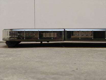 Code 3 Defender 134cm (dual colour)