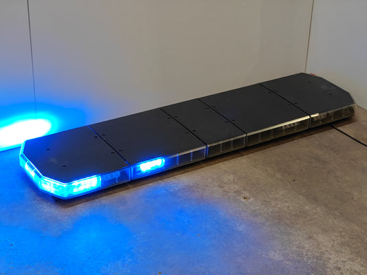 Code 3 Defender 134cm (dual colour)