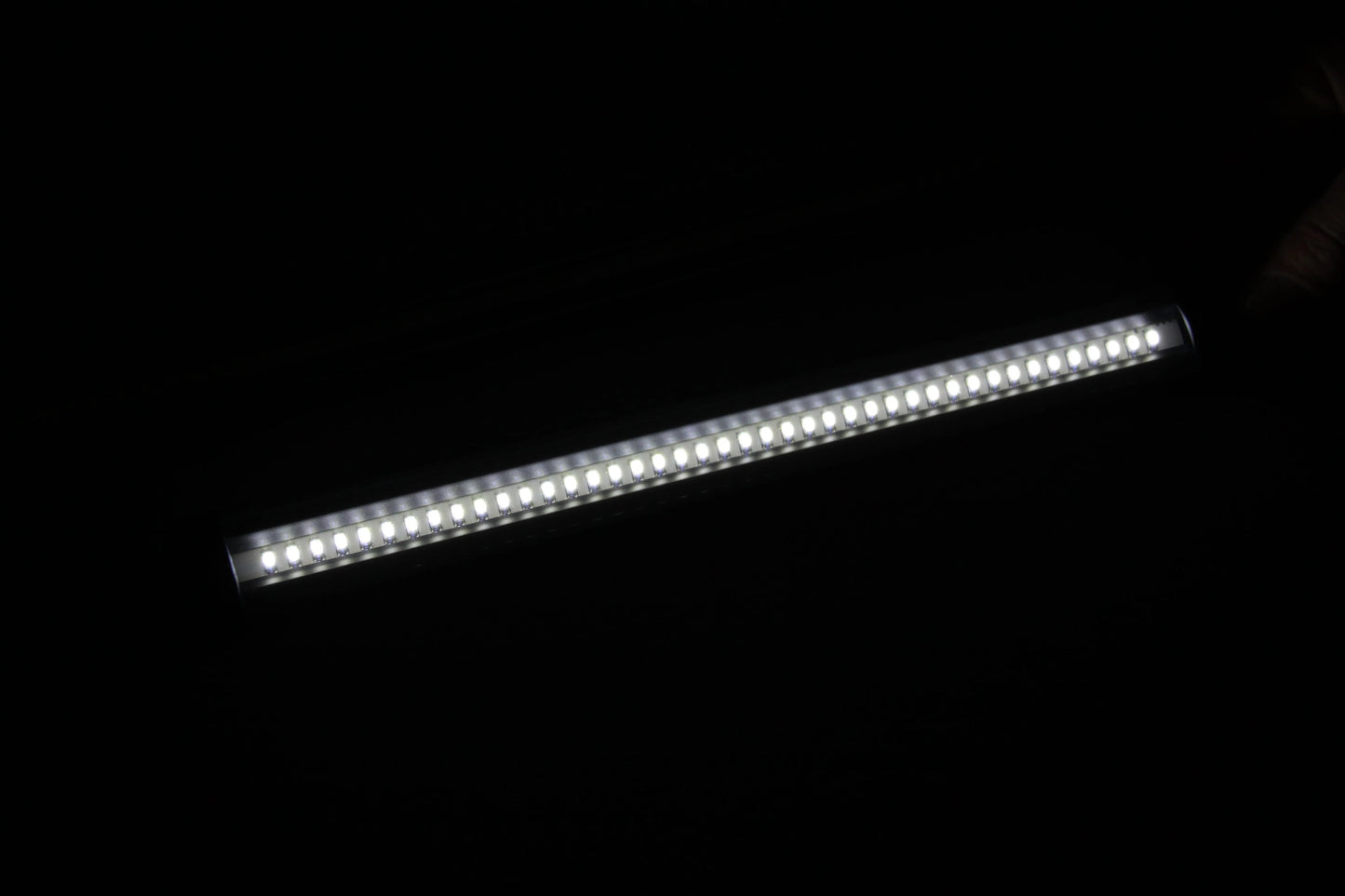 WTI-5072 Laderaumbeleuchtung 50cm | 900 Lumen