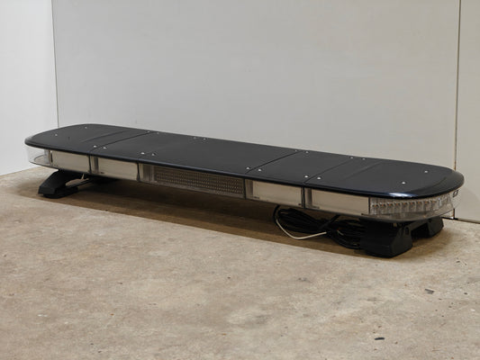 Axixtech Aegis 121cm