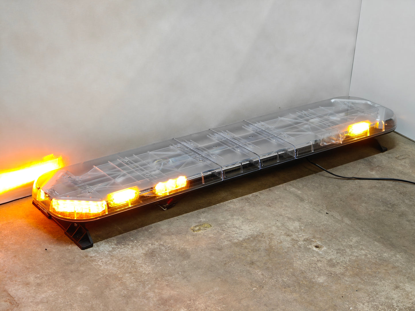 Whelen Justice 143cm