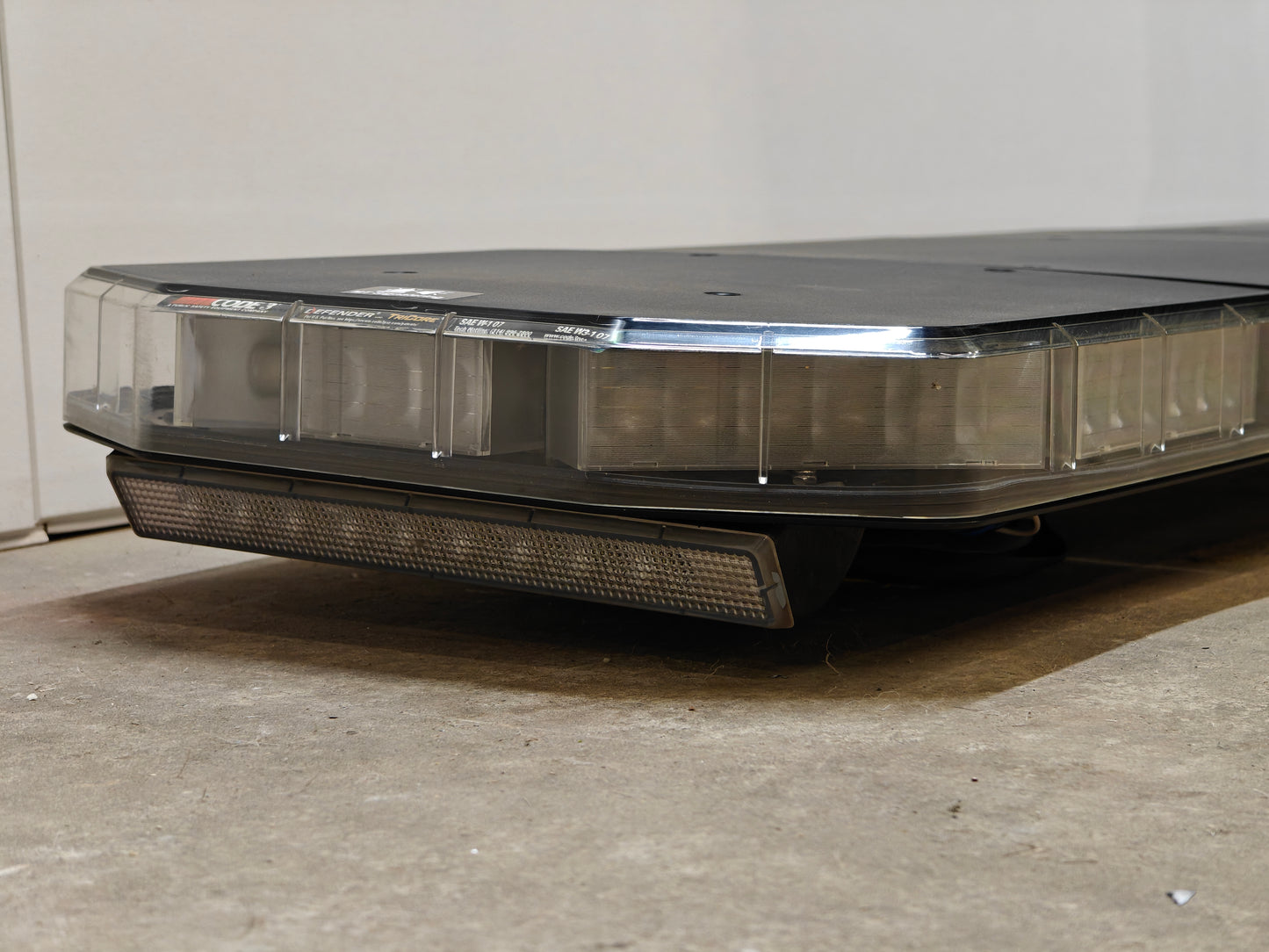 Code 3 Defender 134cm